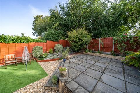 11 Pilgrims Close, Farnham, GU9 8QP