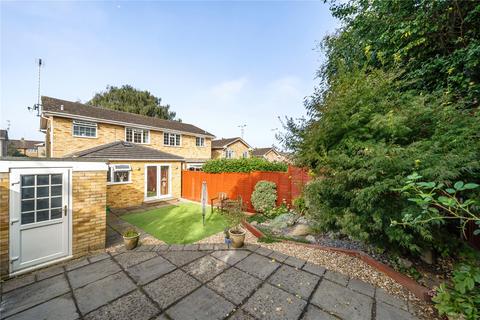 11 Pilgrims Close, Farnham, GU9 8QP