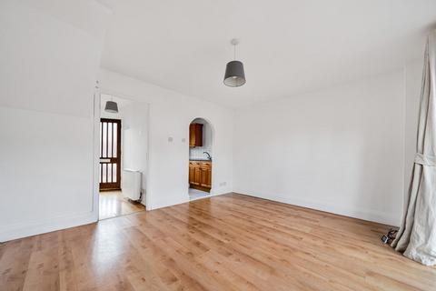 27 Beeches Close, London, SE20 8ED