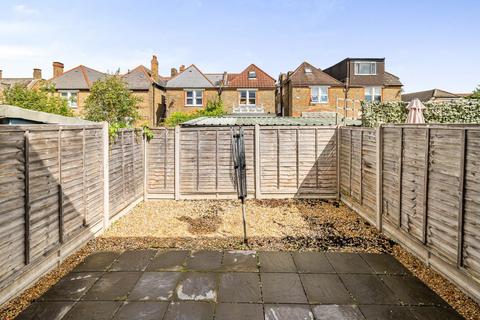 27 Beeches Close, London, SE20 8ED