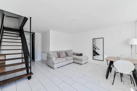 3 bedroom terraced house for sale - Evelyn Road, Walthamstow, London, E17