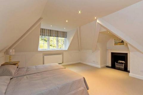 3 bedroom flat for sale, Heath Drive Hampstead NW3