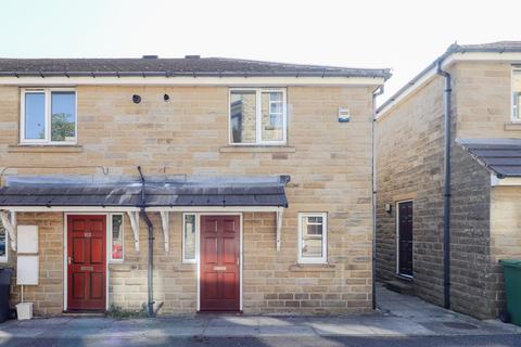 105 Plover Road, Huddersfield, HD3 3PJ