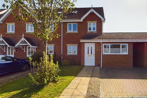 10 Alms Close, Churchdown, Gloucester, GL3 2HY