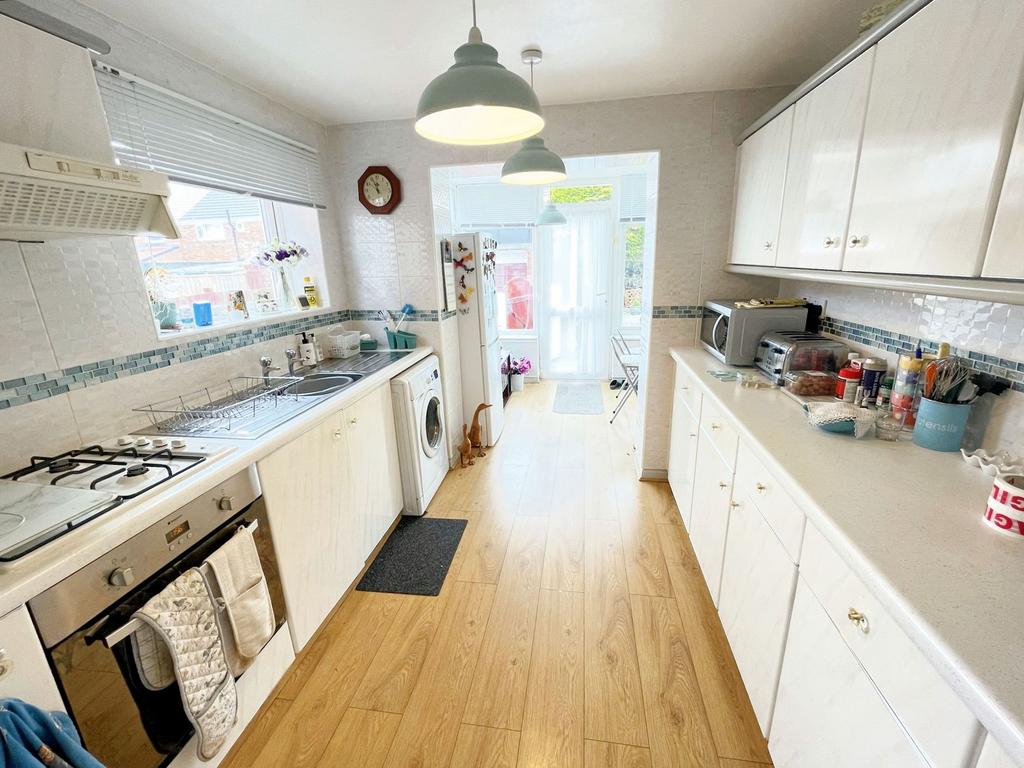 Cheviot Road, South Shields, Tyne and Wear, NE34 7TA 3 bed semi