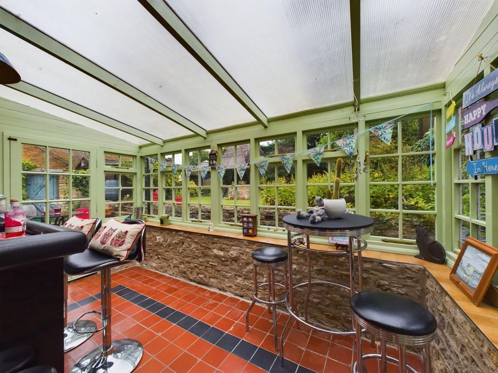 Garden room