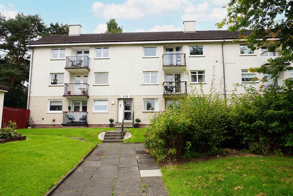 Abercromby Place, East Kilbride G74 2 bed flat for sale £93,000