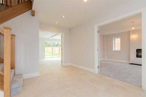 5 bedroom detached house for sale - Balcombe Retreat, Basingstoke Road, Swallowfield, Berkshire, RG7