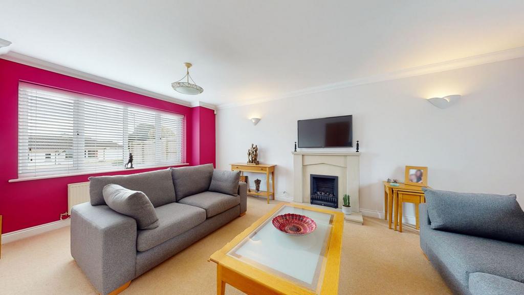 Williton Close, Abington Vale, Northampton NN3 3BG 4 bed detached house