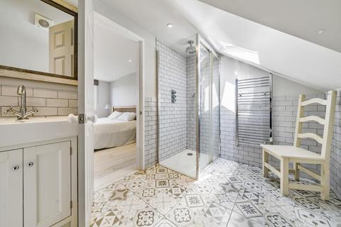 13 Mina Road, London, SW19 3AU