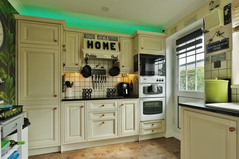 21 Addison Road, Preston, Hull, HU12 8SZ