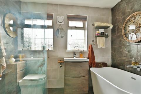21 Addison Road, Preston, Hull, HU12 8SZ