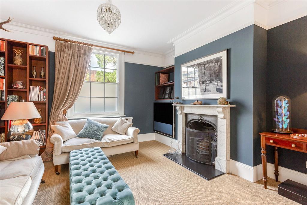 Keynsham Road, Cheltenham, Gloucestershire, GL53 3 bed terraced house