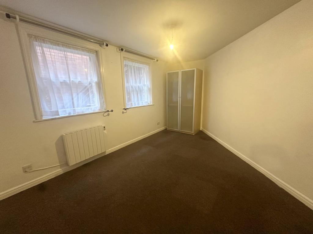 Flat 3, 5 Avenham Place