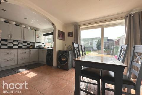 28 Beatty Gardens, Braintree, CM7 9TA