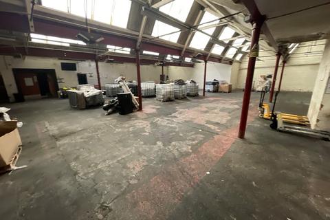 Industrial unit to rent - Icknield Square, Birmingham, B16 0PP