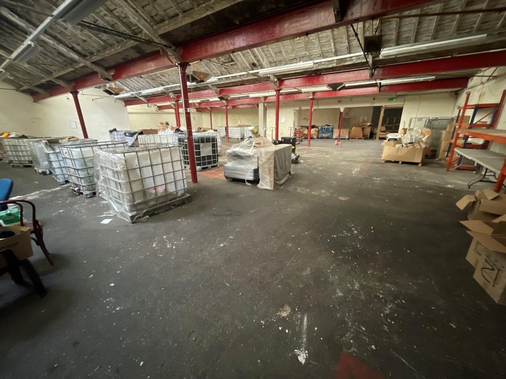 Warehouse2.jpg
