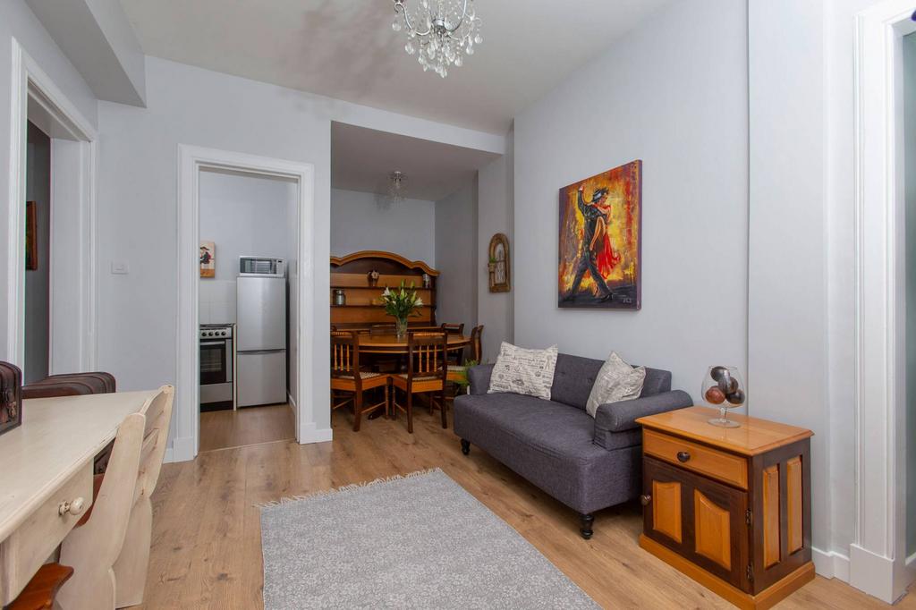 MFL9224448 409.jpg