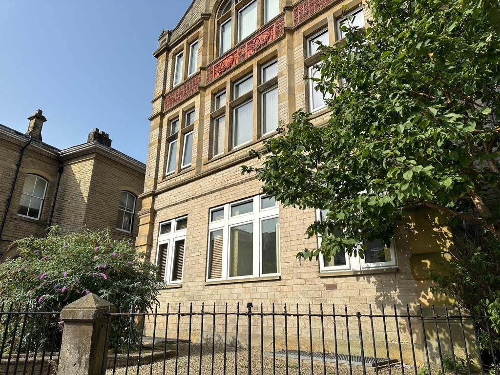 Photograph 1