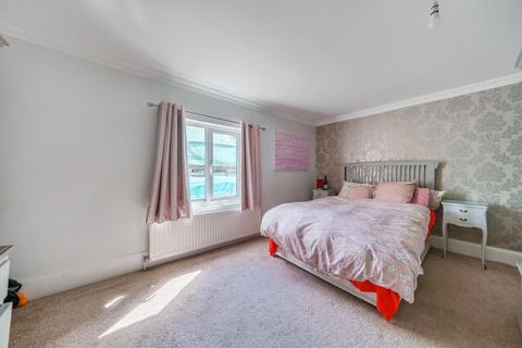 6 bedroom terraced house for sale, South Terrace,  Surbiton,  KT6