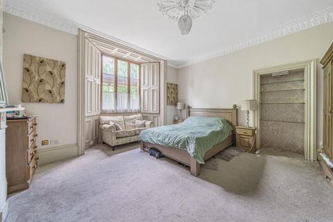 1 bedroom flat for sale, South Terrace,  Surbiton,  KT6