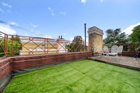 4 bedroom flat for sale, South Terrace,  Surbiton,  KT6