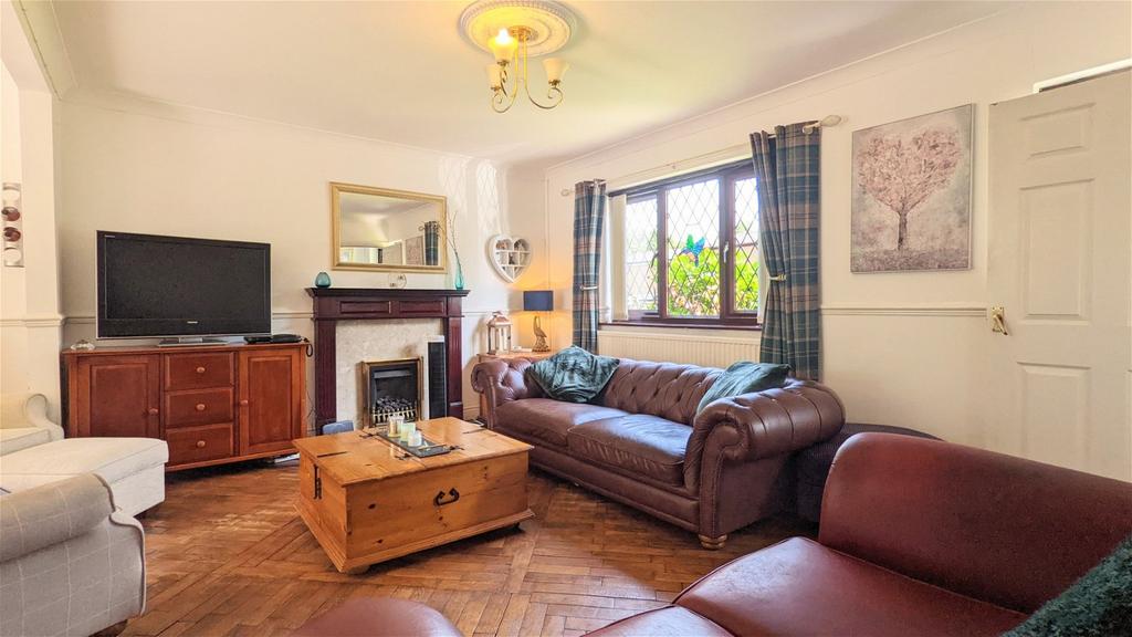 Yewdale, Skelmersdale WN8 3 bed semidetached house for sale £175,000