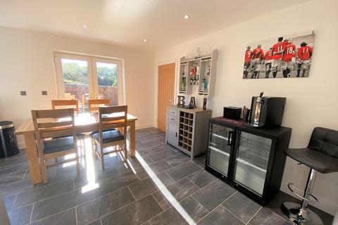 Parkstone House Gull Road, Guyhirn, Wisbech, PE13 4ER
