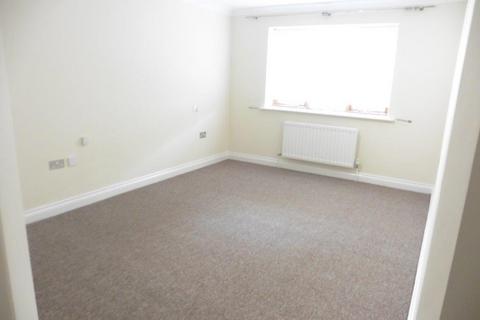 2 bedroom flat to rent, Denefield Gardens, Tilehurst, Reading, RG31