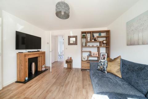 4 Moore Gardens, Wootton, Bedford, MK43 9RQ