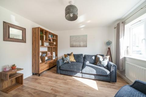4 Moore Gardens, Wootton, Bedford, MK43 9RQ