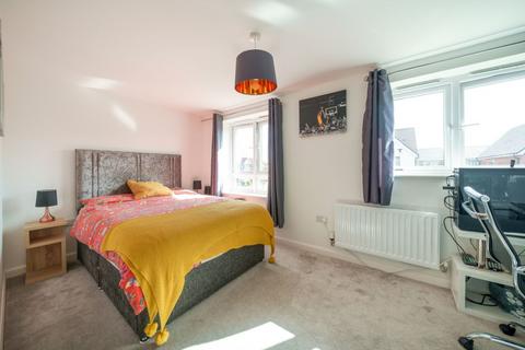 4 Moore Gardens, Wootton, Bedford, MK43 9RQ