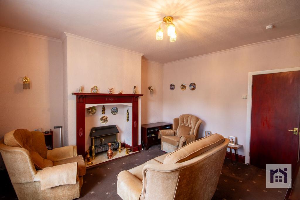 The Green, Eccleston, PR7 2 bed terraced house for sale £150,000