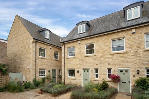 3 bedroom townhouse for sale, Star Lane Mews, Stamford, PE9