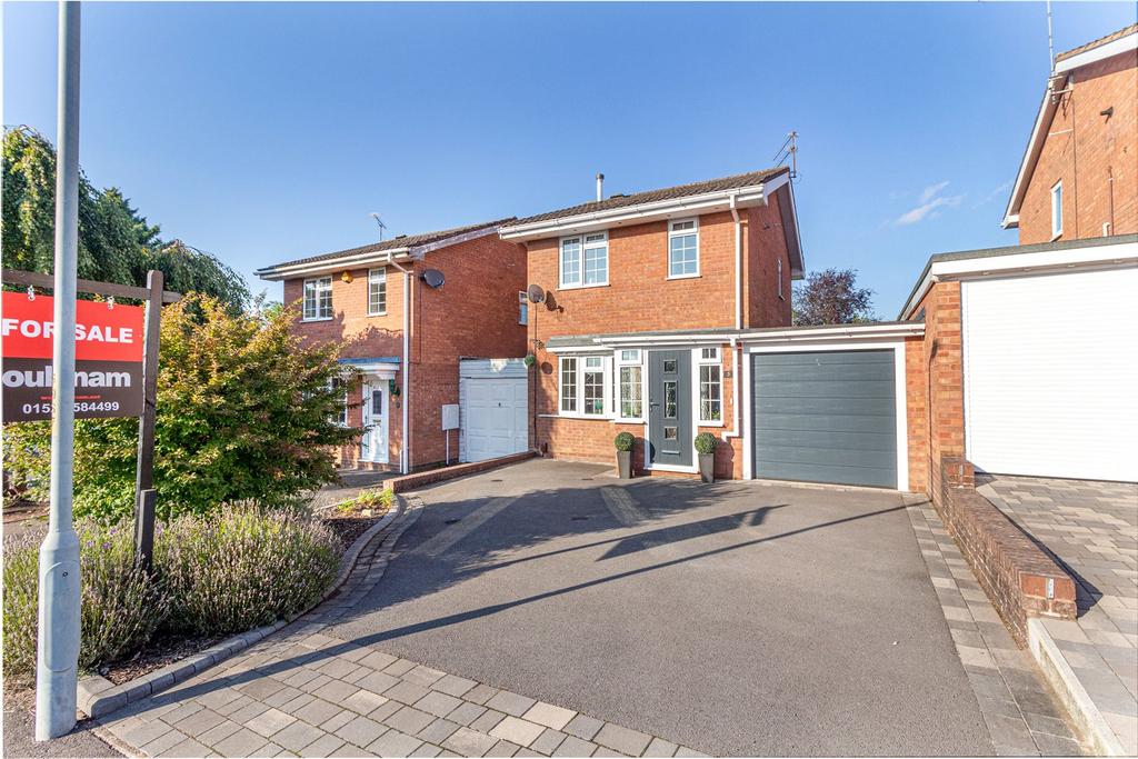 Packwood Close, heath, Redditch, Worcestershire, B97 2 bed link