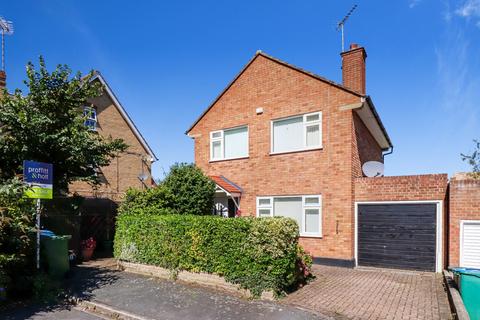 10 Comet Close, Leavesden, Watford, WD25 7AW