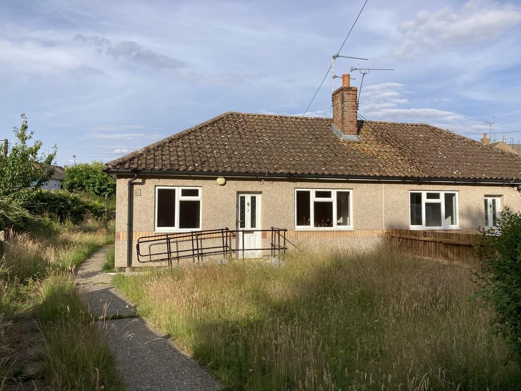 Fakenham, Norfolk 2 bed semidetached bungalow for sale £80,000