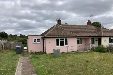 2 bedroom semi-detached bungalow for sale - Sutton, Woodbridge, Suffolk