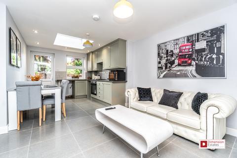 4 bedroom townhouse to rent, Saltwell Street, Poplar, Limehouse, East London, E14