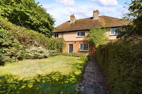 2 bedroom terraced house to rent, Dux Hill, Plaxtol, Sevenoaks, Kent, TN15