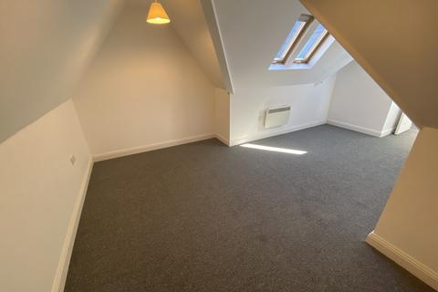 1 bedroom apartment to rent, Broadstone, Poole