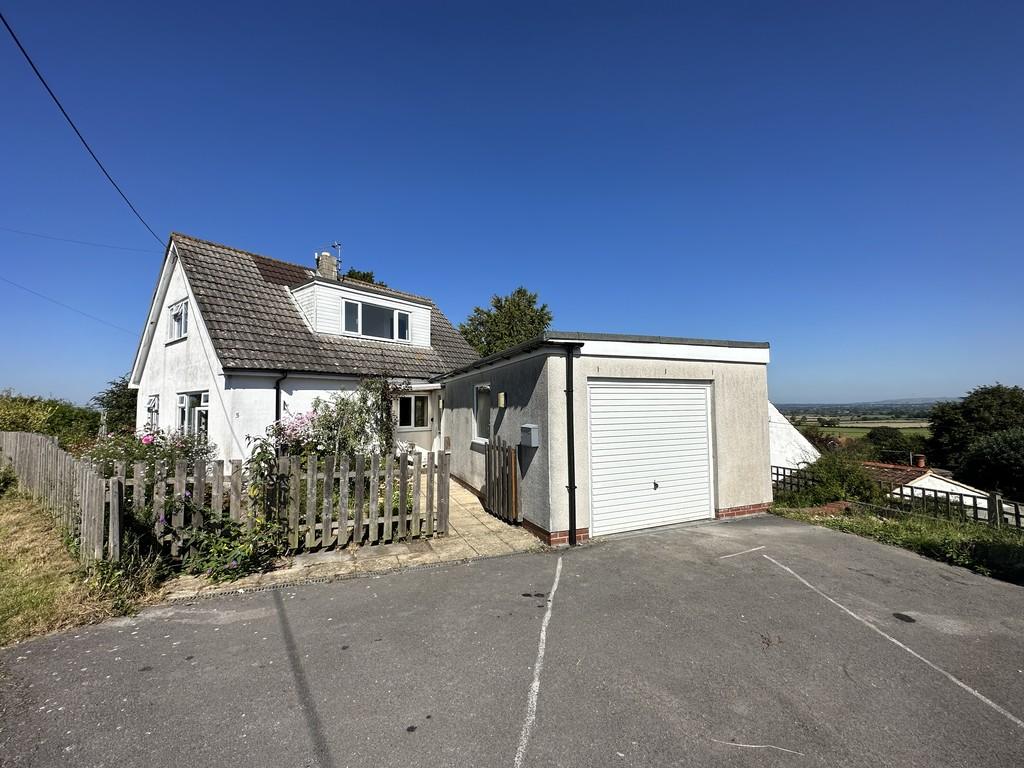 Charlton Hill, Edington 3 bed detached house for sale £370,000