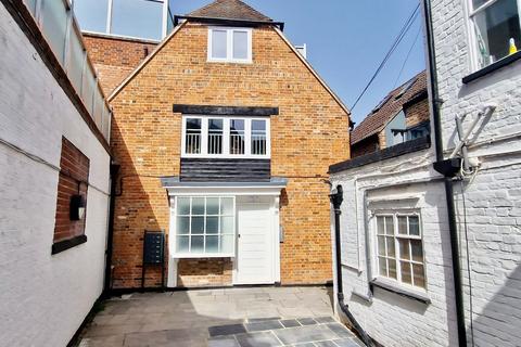 2 bedroom apartment to rent, The Borough, Farnham