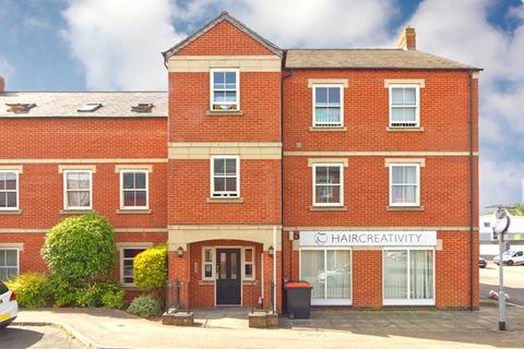 undefined, WOLVERTON - A 2 double bedroom penthouse close to station.
