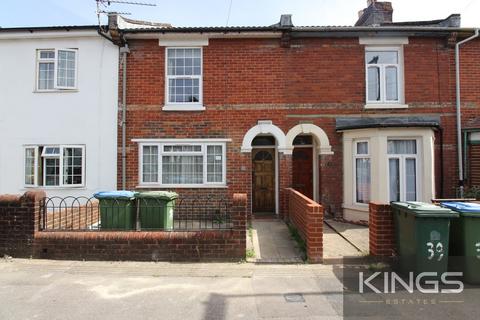 3 bedroom terraced house to rent, Northcote Road, Southampton
