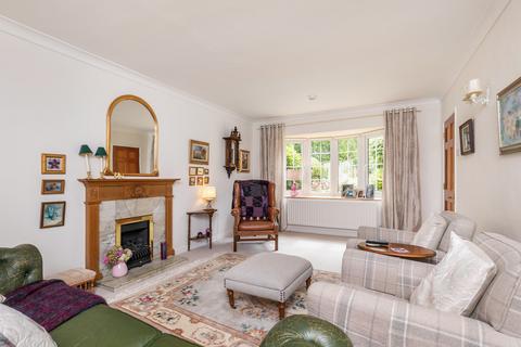 3 High Trees Drive, Winchester, SO22 6BG