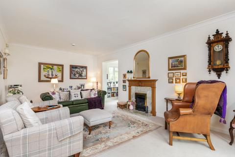 3 High Trees Drive, Winchester, SO22 6BG