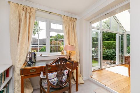 3 High Trees Drive, Winchester, SO22 6BG