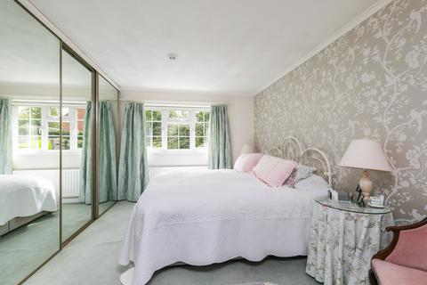 3 High Trees Drive, Winchester, SO22 6BG