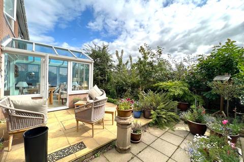 11 Jennet Croft, Wetheral, Carlisle, CA4 8JJ
